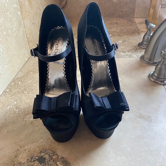 Bebe platform heels size 6 very sexy - Picture 7 of 7